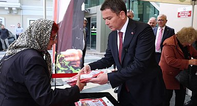 Bursa Osmangazi'de bayrak sevgisi farkındalıkla buluştu