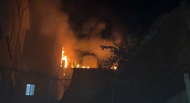 Bursa'da balkonunda çıkan yangın eve sıçramadan söndürüldü