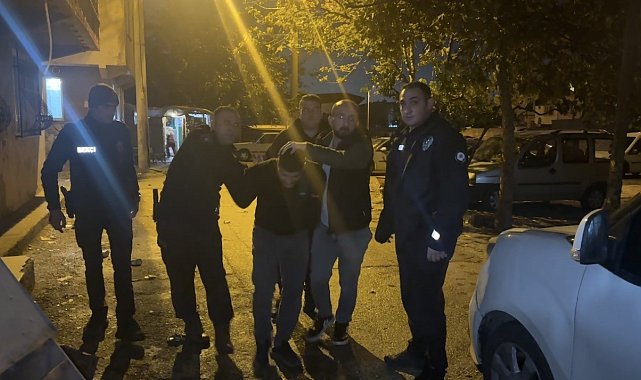 Bursa'da hareketli gece: 15 yıl hapis cezasıyla aranan arkadaşını yakalatmamak için havaya ateş açtı
