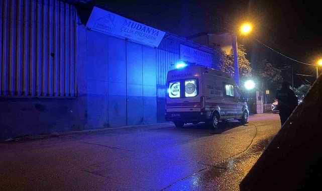 Bursa'da iş yerinin çatısından düşen adam öldü
