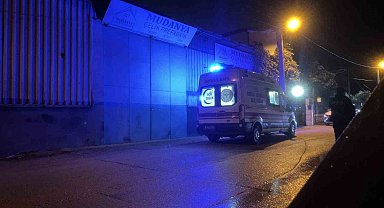 Bursa'da iş yerinin çatısından düşen adam öldü