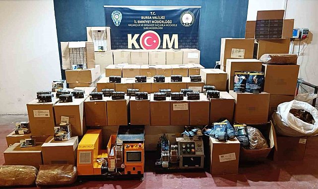 Bursa'da kaçak sigara ve tütün operasyonu: 4 şüpheli yakalandı