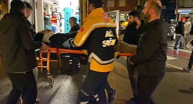 Bursa'da motosikletin çarptığı yaya ve sürücü yaralandı