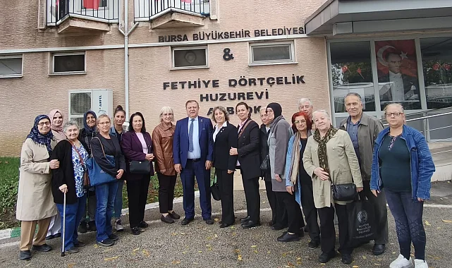 Bursalı emeklilerden huzurevine anlamlı ziyaret