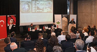Bursa'nın mimari mirası 700. yılında masaya yatırıldı