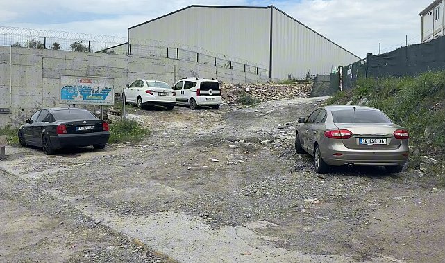 Büyükçekmece'deki cinayetin faili araç içerisinde ölü bulundu