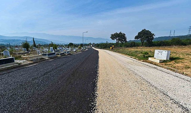 Büyükşehir, Erdoğanköy Kent Mezarlığı'nın yollarını yeniledi