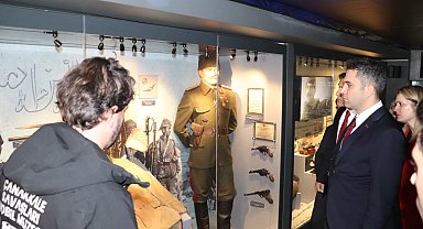 Çanakkale Destanını anlatan müze tırı Selendi'de