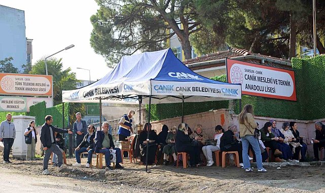 Canik Belediyesi KPSS adayları için sahada