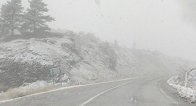 Çankırı'ya mevsimin ilk karı yağdı