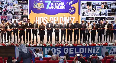 Çayırova 7. Kitap Günleri, kapılarını ziyaretçilerine açtı