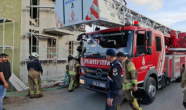 Çekmeköy'de inşaat işçisi toprak altında kaldı: 1 yaralı