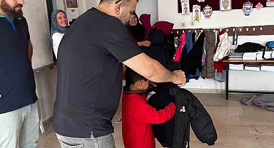 Çermikte 200 öğrenciye mont ve bot dağıtıldı