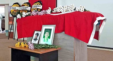 Çeşme eğitim camiasının acı kaybı: Okul müdürü Nemide Korkmaz son yolculuğuna uğurlandı
