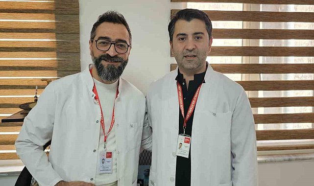 Ceviz ağacından düşüp iki bileğini kırdı: İki doktorun eş zamanlı ameliyatıyla sağlığına kavuştu