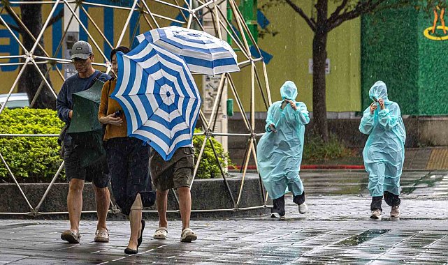 Champi Tayfunu Tayvan'a yaklaşıyor: 1 ölü, 171 yaralı