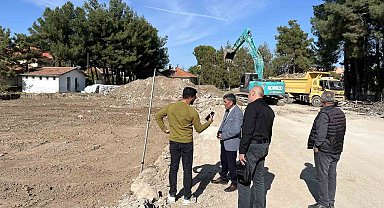 Çivril Karayahşiler Okulu yenileniyor