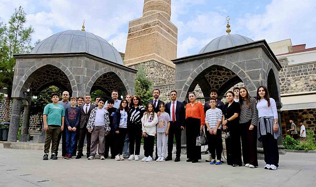 Cizre'de kültür buluşması: İstanbullu öğrenciler Dengbêj Evi'ne hayran kaldı