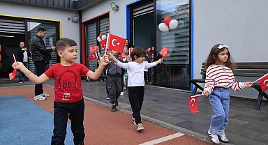 Çocuk kütüphanesinde Cumhuriyet Bayramı coşkusu