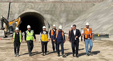 Çopuroğlu: "Kayseri - Ankara yüksek hızlı tren hattında çoğu bitti, azı kaldı"