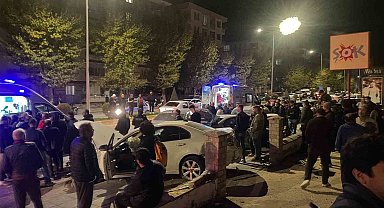 Çorum'da iki otomobil çarpıştı: 4 yaralı