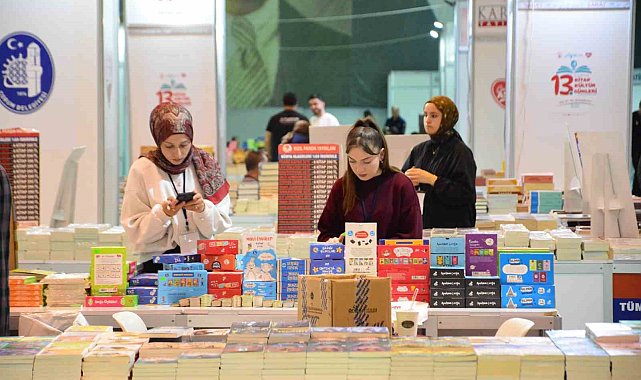 Çorum'da kitap fuarı açıldı: 125 yayınevi ve 120'den fazla yazar kitapseverlerle buluşacak