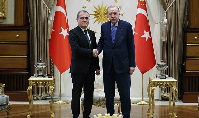 Cumhurbaşkanı Erdoğan, Azerbaycan Dışişleri Bakanı Bayramov ile bir araya geldi