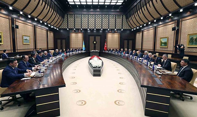 Cumhurbaşkanı Erdoğan, Kazakistan Cumhurbaşkanı Tokayev ile görüştü
