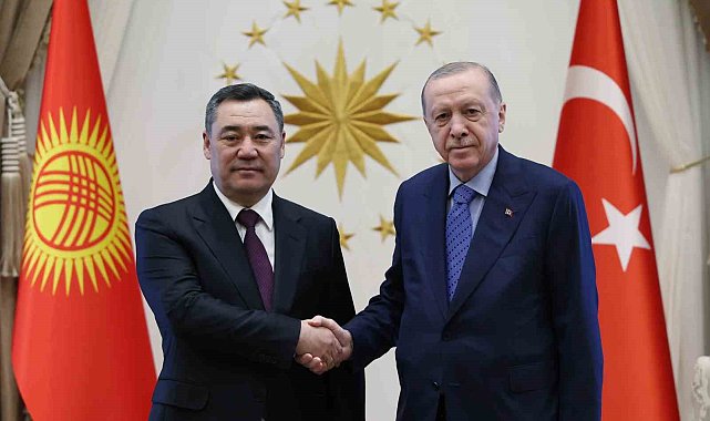 Cumhurbaşkanı Erdoğan, Kırgızistan Cumhurbaşkanı Caparov ile bir araya geldi
