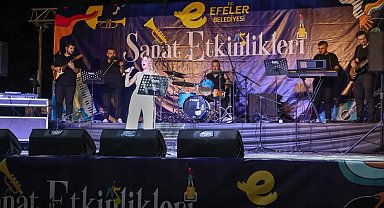 Cumhuriyet Bayramı Efeler'de dolu dolu kutlanacak