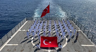Cumhuriyet coşkusu Hint Okyanusu'na taşındı