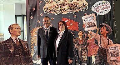 Cumhuriyetin 103. yılına özel hazırlanan hatıra köşesine yoğun ilgi