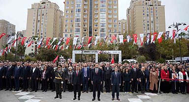 Cumhuriyetin 103'üncü yaşı Ataşehir'de resmi törenle kutlandı