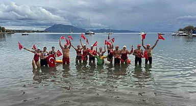Datça'da Cumhuriyet için bin 923 metre kulaç attılar