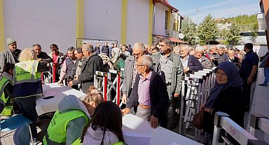 Denizli'de 2 bin üreticiye 170 ton yem bitkisi tohumu desteği