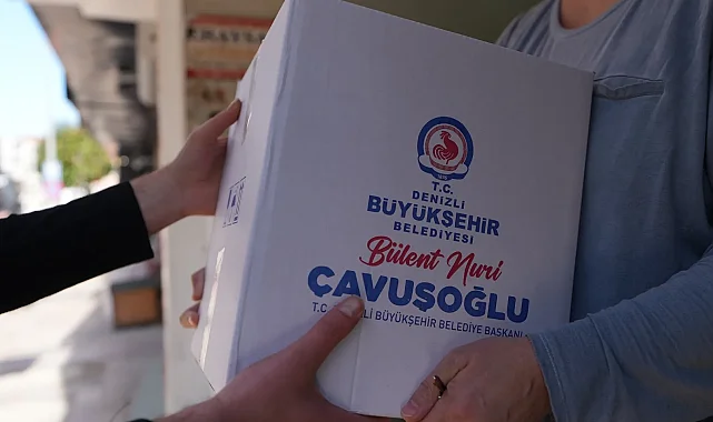Denizli'de gıda kolisi desteği devam ediyor