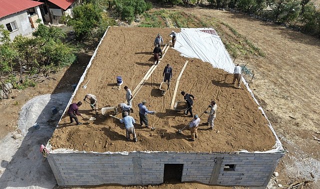 Derecik'te imece geleneği: "Komşumuzun işi bizim işimizdir"