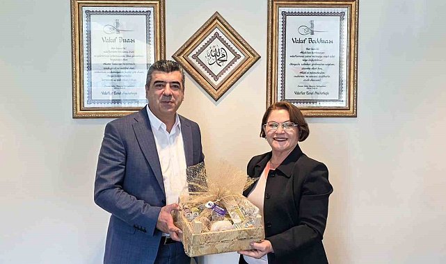 Didim'de vakıflar arazisi için imzalar atıldı