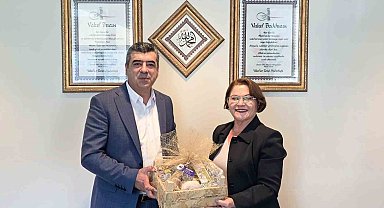 Didim'de vakıflar arazisi için imzalar atıldı