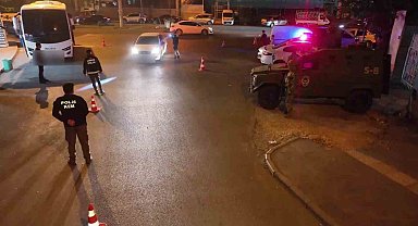 Diyarbakır'da asayiş uygulamaları: Uyuşturucuyu buğday torbalarında gizlemişler