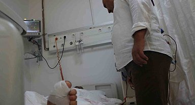 Diyarbakır'da diyabet hastasının kesilmesi planlanan parmak kurtarıldı