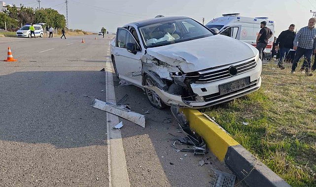 Diyarbakır'da otomobil ile tır çarpıştı: 4 yaralı