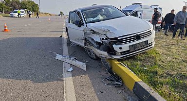 Diyarbakır'da otomobil ile tır çarpıştı: 4 yaralı