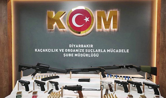 Diyarbakır'da silah kaçakçılığı operasyonu: 13 kişi yakalandı