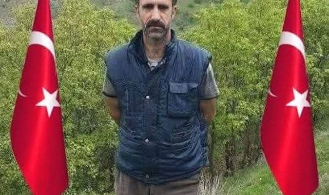 Düğün yolunda feci kaza: Otomobilin çarptığı amca öldü, yeğeni yaralandı