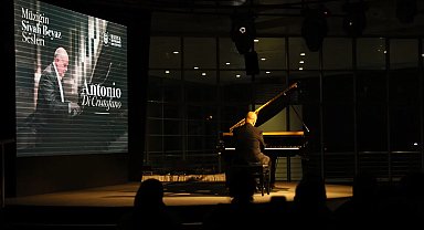 Dünyaca ünlü piyanist Antonio Di Cristofano Bursa'yı büyüledi