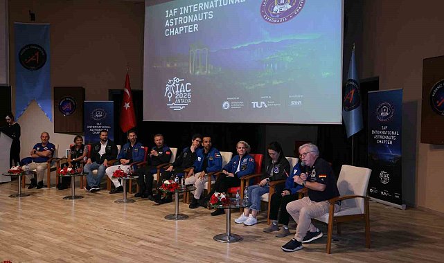 Dünyanın dört bir yanından astronotlar "IAC 2026" için Türkiye'de buluştu