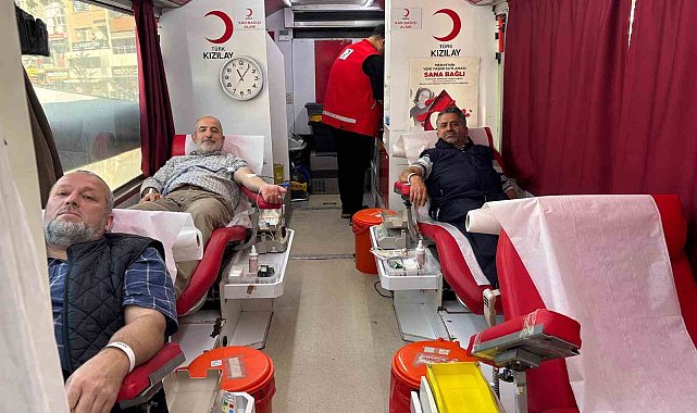 Düzce'de 107 din görevlisinden Kızılay'a kan bağışı