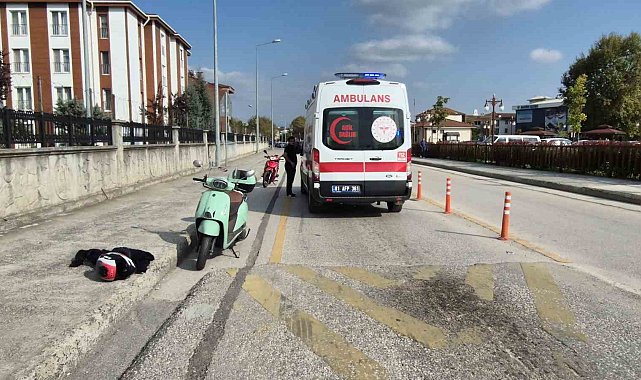 Düzce'de devrilen motosikletin sürücüsü yaralandı