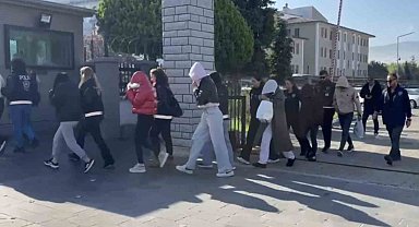 Düzce'de masaj salonlarına baskın: 7 gözaltı